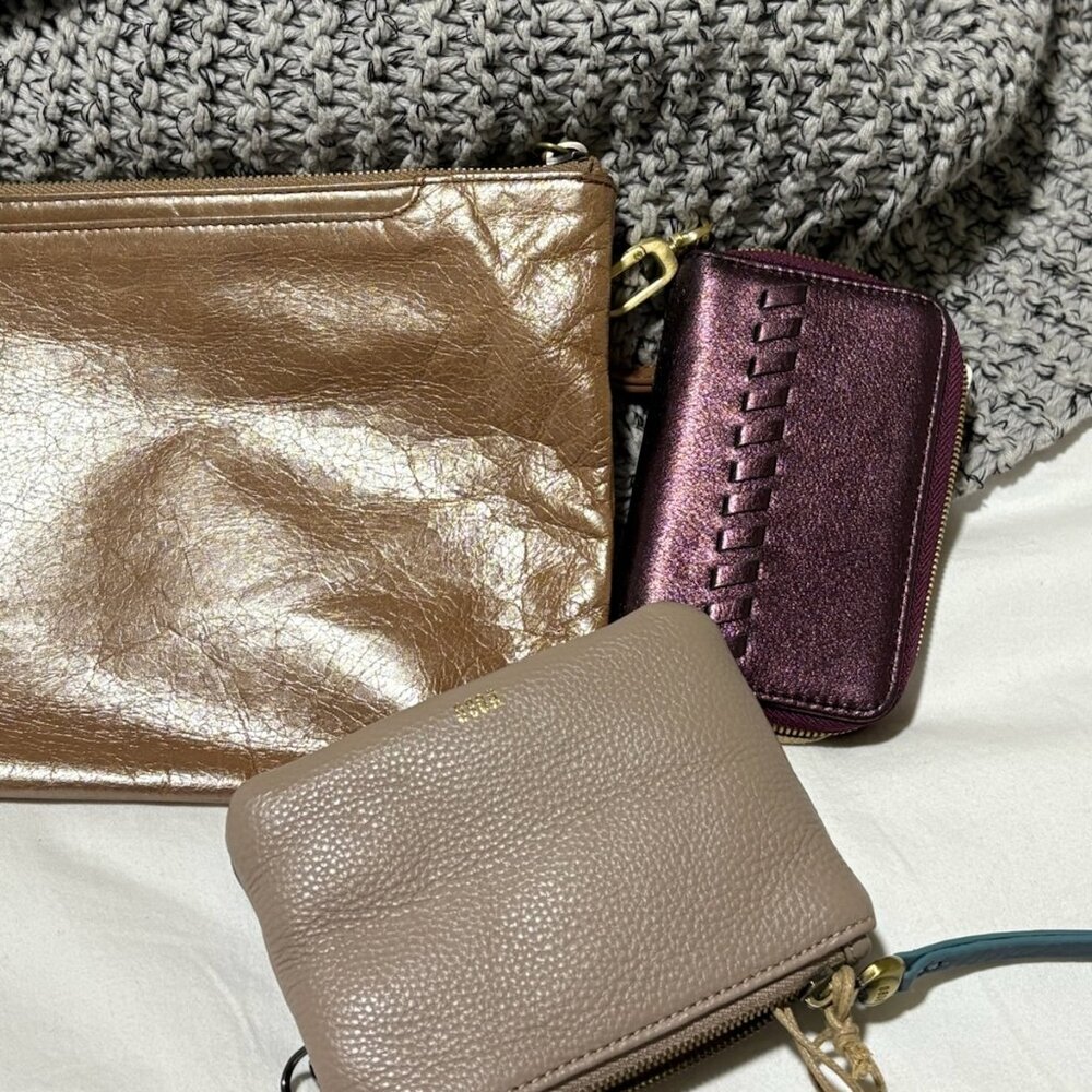 HOBO VIDA Like Wristlet Wallet – Metallic Brown Leather, Compact Everyday Purse